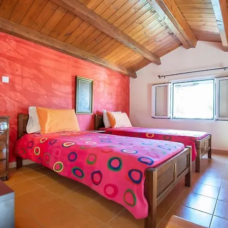 Holiday home Olympia's Sea 1 *