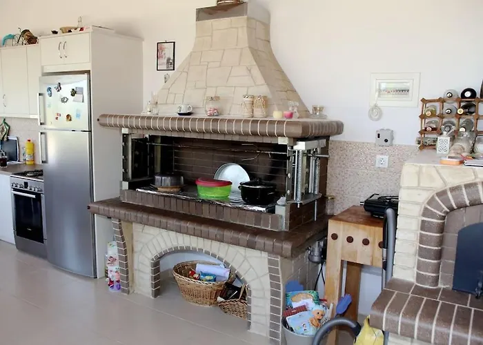 Olympia's Sea 1 Mourteri